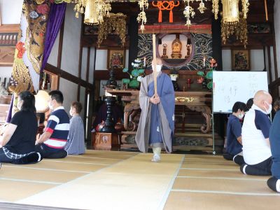 大洞山雲林寺の坐禅会