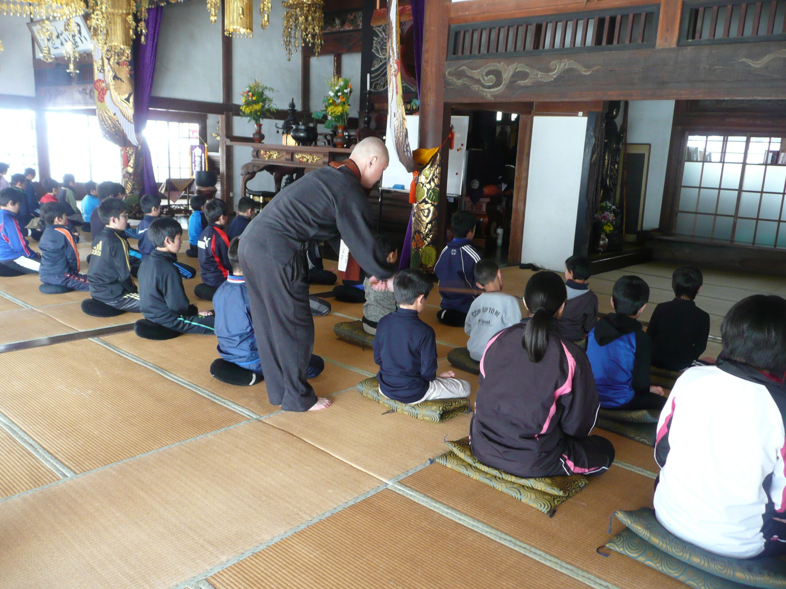 大洞山雲林寺にて行われた坐禅会