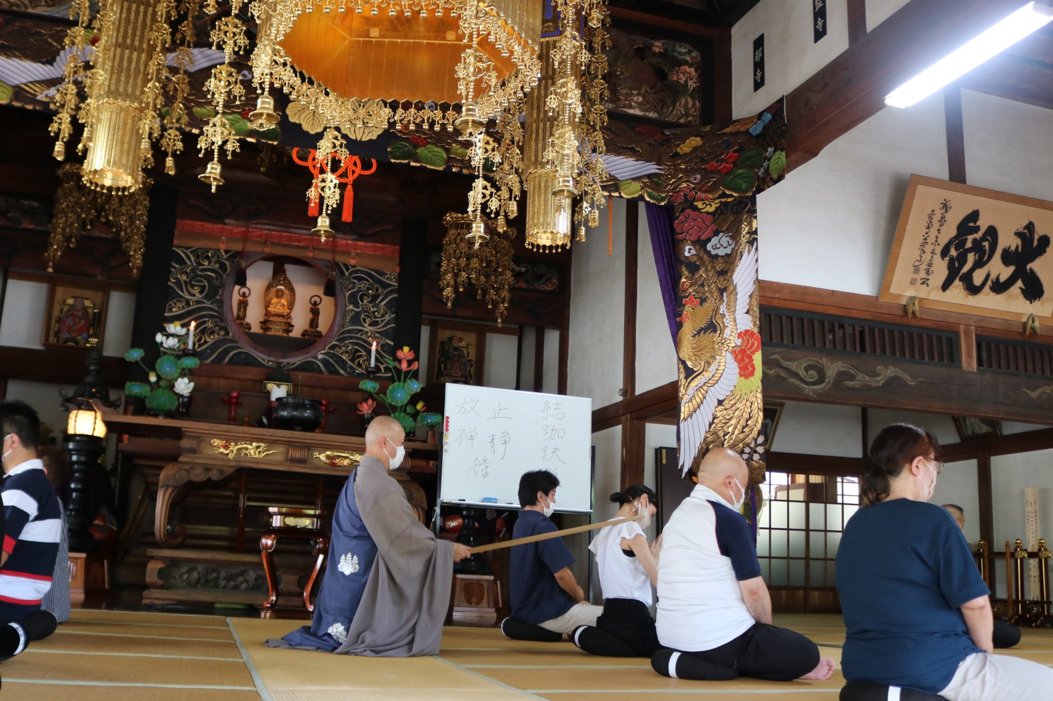 大洞山雲林寺にて行われた坐禅会