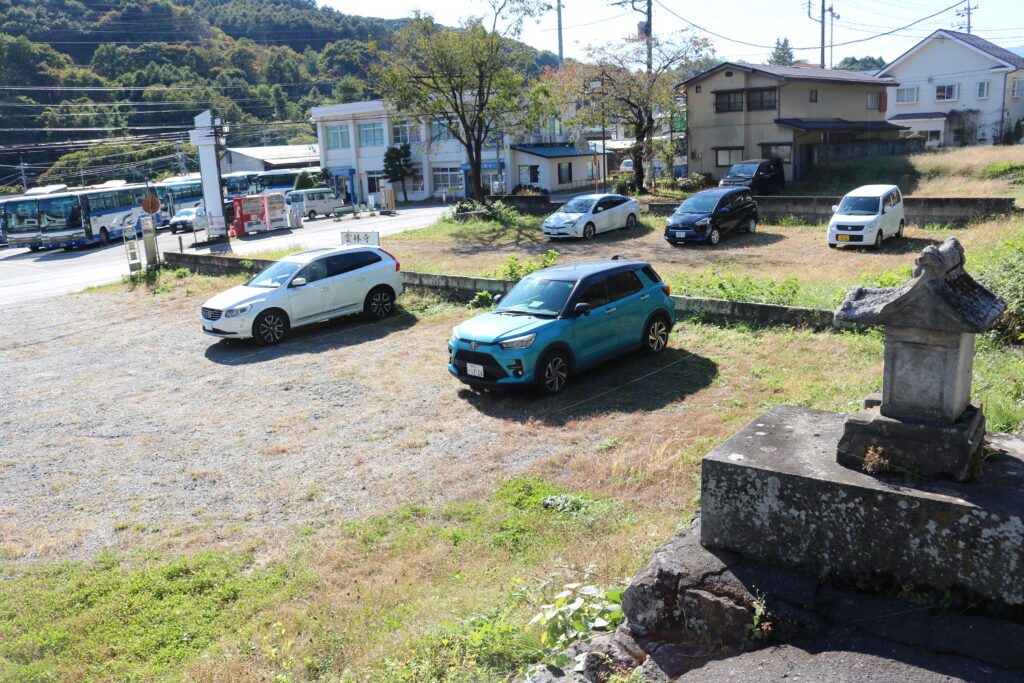 雲林寺　駐車場のご案内