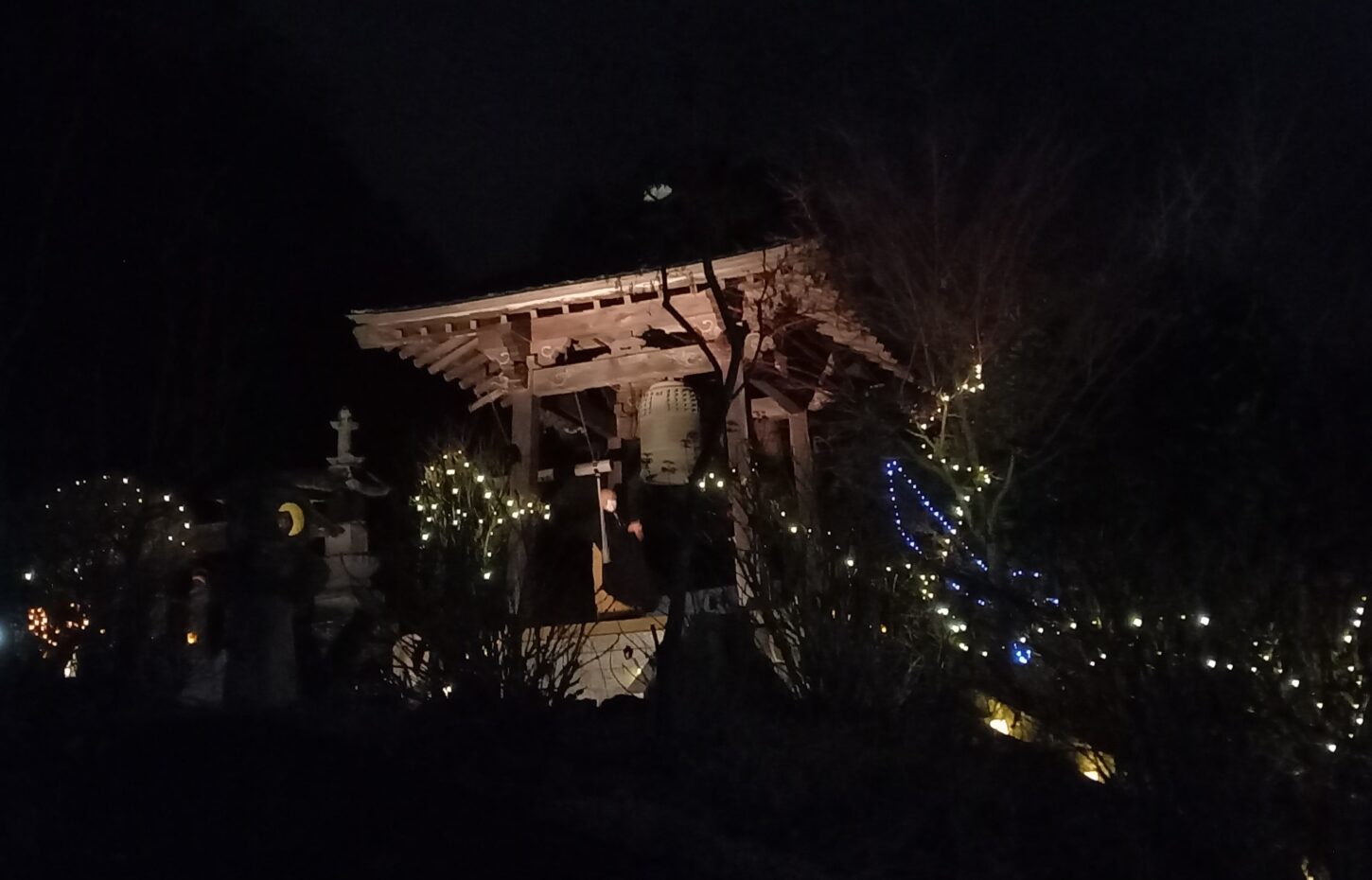 除夜の鐘　雲林寺　群馬県吾妻郡長野原町長野原73