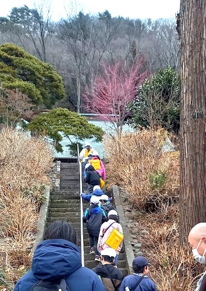 お寺の階段　群馬県吾妻郡長野原町長野原73　雲林寺0279－82－2201