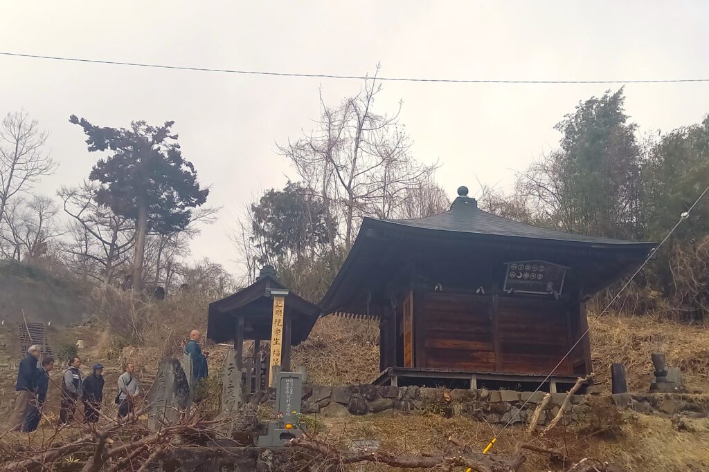 群馬県吾妻郡長野原町長野原73　雲林寺0279－82－2201