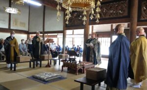 群馬県吾妻郡長野原町長野原73　雲林寺0279－82－2201