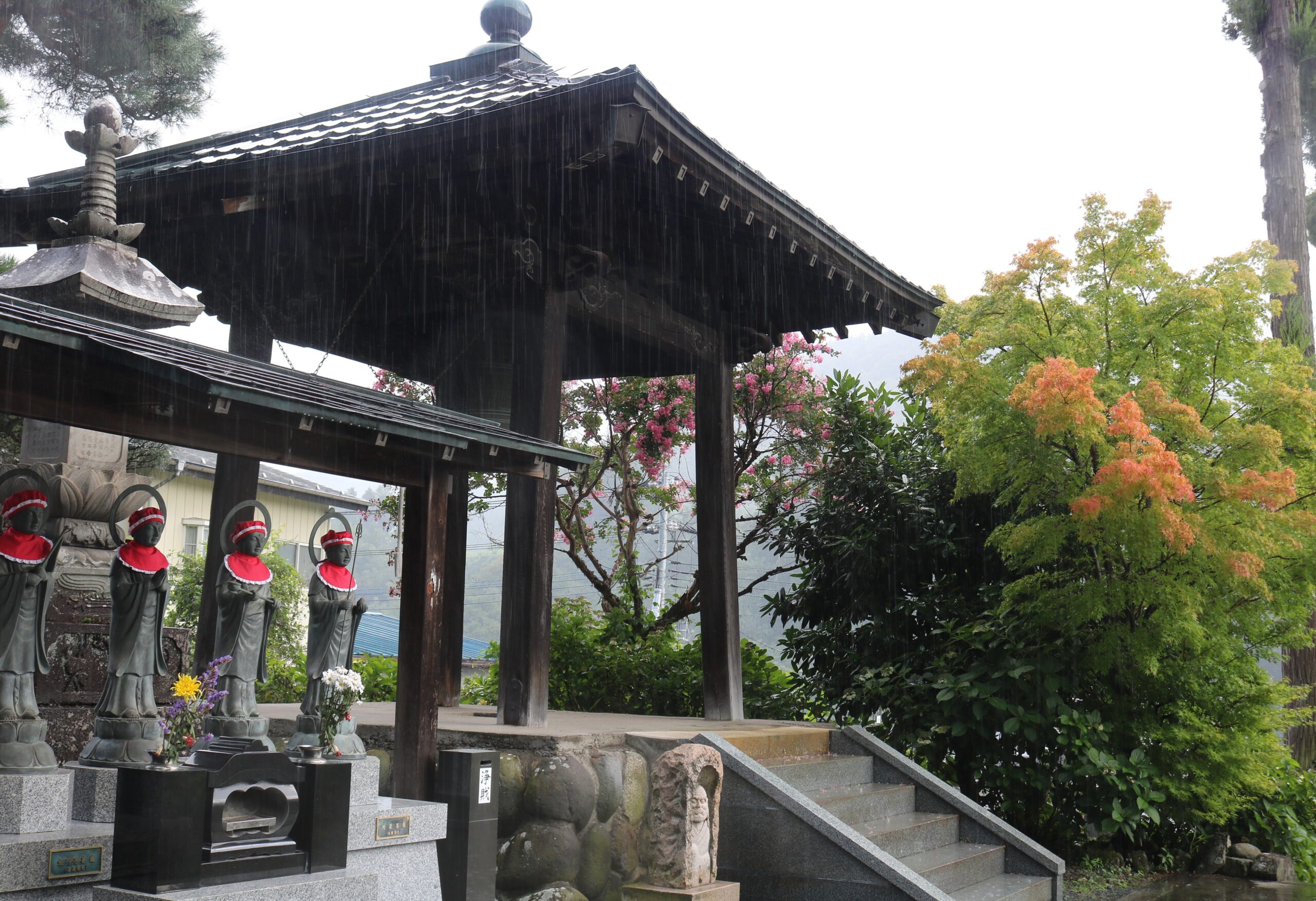 群馬県吾妻郡長野原町長野原73 雲林寺0279-82-2201