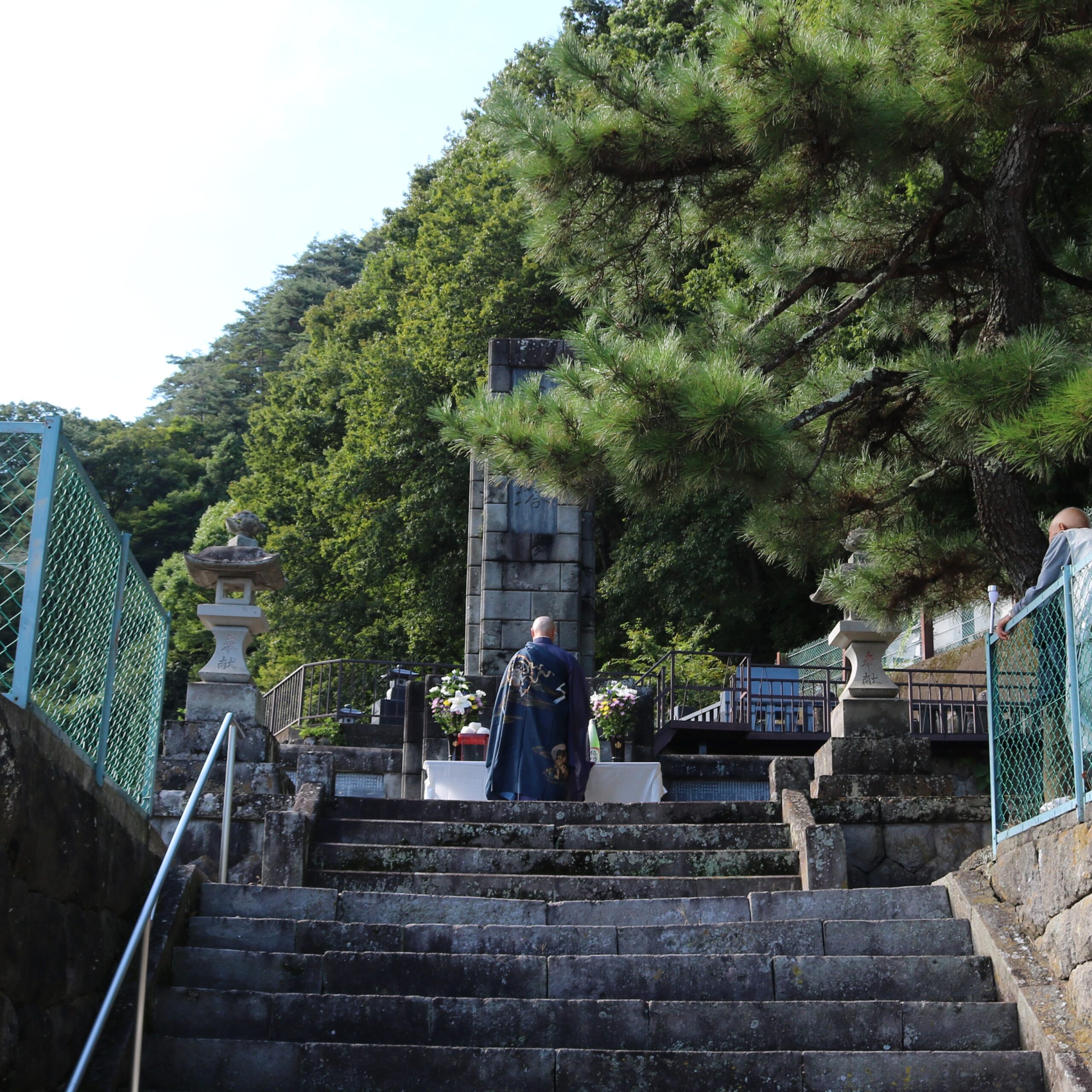 群馬県吾妻郡長野原町長野原73　雲林寺0279－82－2201